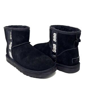 UGG Classic Mini Side UGG Rubber Logo Graphic Black Ankle Boots Women's Size 9